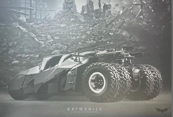 DC -  Batman Batmobile - MMS596